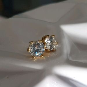 Stella & Dot Sparkle Studs Gold